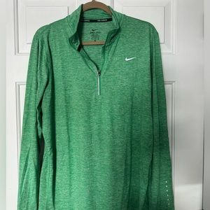 Women’s Nike dri-fit long sleeve 3/4 zip XL